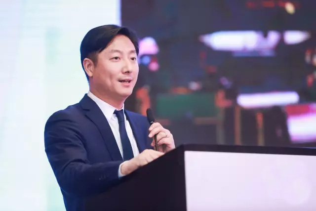 陳曉龍董事長出席“2017第11屆蘇商領(lǐng)袖年會(huì)”并作主旨演講