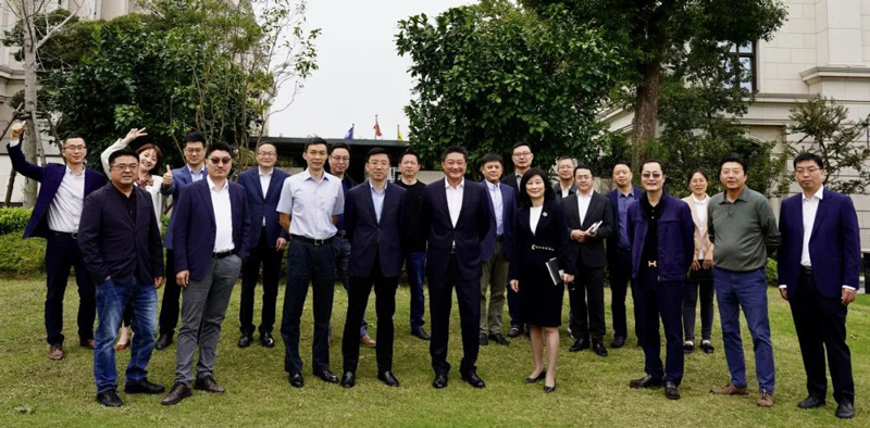 圣象集團(tuán)干部任命大會圓滿舉行！陳曉蔚出任圣象集團(tuán)執(zhí)行總裁