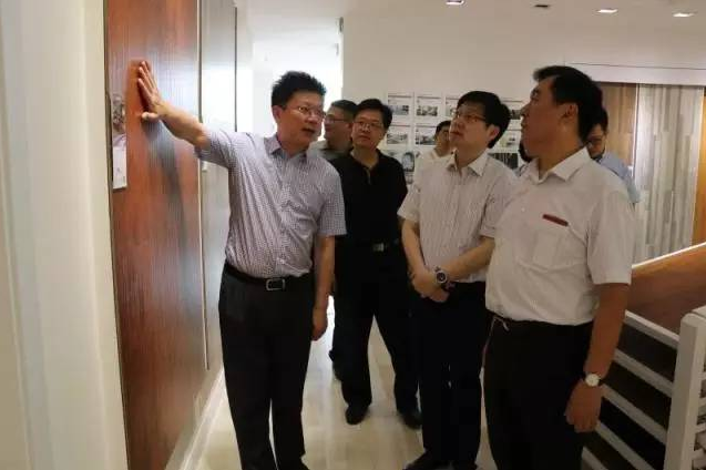 江蘇省工商局楊衛(wèi)東副局長(zhǎng)來(lái)大亞集團(tuán)調(diào)研考察